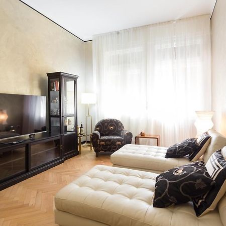 La Casa Di Gatsby Lusso In Pieno Centro Con Parcheggio Apartamento Gorizia Exterior foto