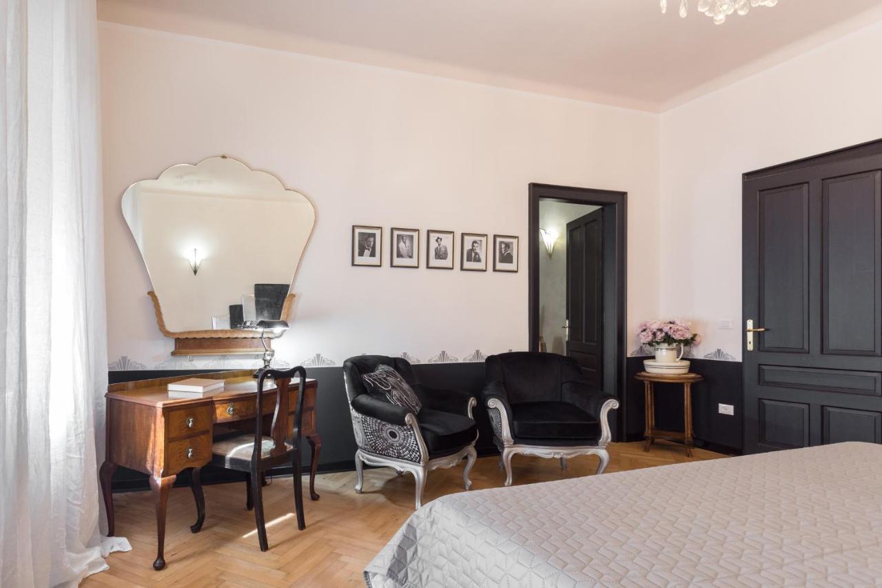 La Casa Di Gatsby Lusso In Pieno Centro Con Parcheggio Apartamento Gorizia Exterior foto